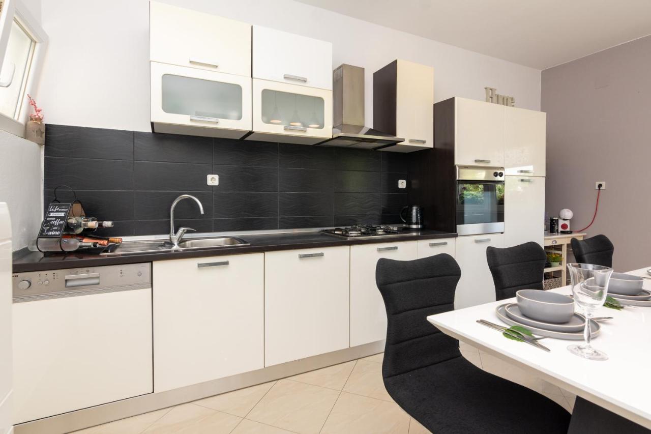 Holiday Home Bibano Bibinje Eksteriør bilde